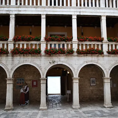 Vesna 3* Kastela