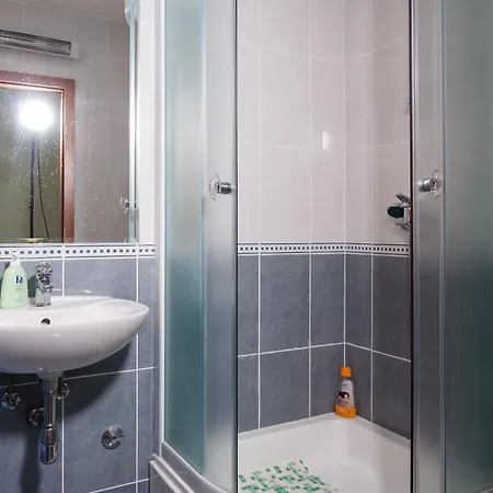 Vesna Guest house Kastela